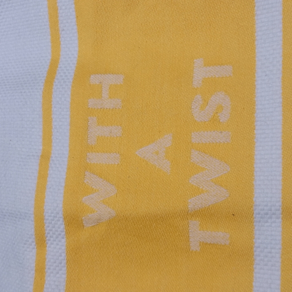 SOLD: Kate Spade 2pk kitchen towels NWT - Picture 3 of 6